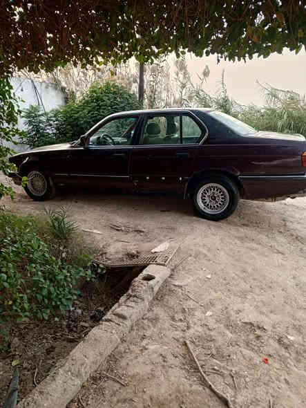 للبيع بي ام دبليو ٧٣٥ موديل 92مكينه وكير مكفولات كير عادي  رقم بغداد بسمي مكانها السياره واسط العزيزيه سعرها 36وببهة مجال 
‏‪0788 281 0433‬‏
