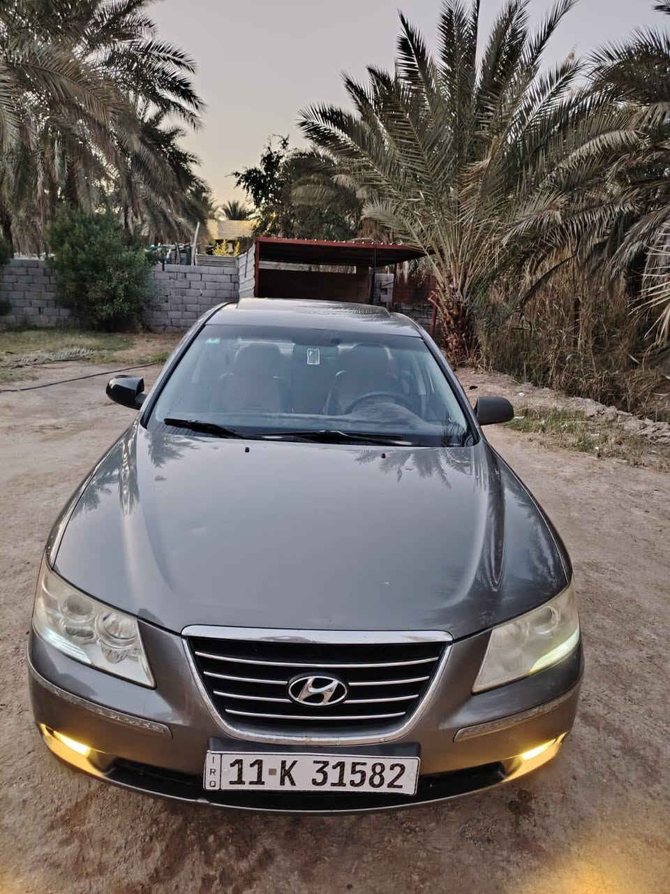 السلام عليكم.. سوناتا للبيع 
موديل 2009
مواصفات 
امريكي
فتحه + تحكمات الخ... 
حادثها جاملق الخلفي وره سايق والباب
سياره ليبل واحد ماعده جنطه امبدله
السعر 118 وبيها مجال 
سياره بسمي 
مكاني الوند 
اتصل وبيك خير وتدلل 
‏‪***********‬‏
