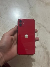 11 عادي بلادي كلشي ممبدل بي  بطارية 74 ذاكرة128 نظيف سعر200الف يوجد تو...