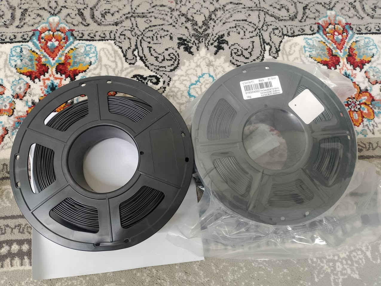 للبيع: حبر طابعات وبكرات طابعة ثلاثية الأبعاد
2 بكرة فيلامينت (3D Filament): لون أسود، نوع PETG (سرعة عالية - High Speed)، قياس 1.75 ملم، وزن 1 كيلوغرام (وحدة منهن جديدة وبأكياسها).

​10 علب حبر طابعة: موديل T1812 (حجم XL)، يتوافق وية طابعات إبسون (Epson)، الألوان تشمل (السايان - الأزرق، الأسود، وباقي الألوان) يجي وياها الكارتون والتعليمات مالتها.


**إذا كنت صاحب هذا الإعلان وتريد حذفه لأي سبب، رجاءا أرسل رسالة إلى الدعم الفني**