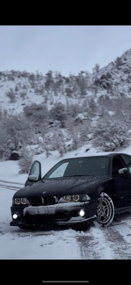 BMW1997 /
مەکینە 28 فول فول مواسەفات
 تەنها سلایت نیە
بۆیاغ عام بۆجوانی بێ دعم لێدران
كوشن جلد و هیتەر کارەبا 
تەبرید لەسەر سویج چوار تایەو ویلی لۆک 
مانەفێست ئەسڵلی ایبراهیم خلیل
سعر 55 کەمێک مەجال 
گۆڕینەوەش ئەکەم لەسەر دڵگرتن
شوێن هەولێر
*********** أربيل, العراق
