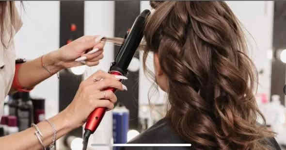 🌸تم فتح باب التسجيل دورات خاصه بالحلاقه النسائيه🌼
دورات 
مكياج 
تسريحات
تكنيك اللوان
تركيب رموش 
اكرلك
حفافه 
شسوار 
تنظيف بشره 
المده اسبوعين السعر تخفيضات 100الف
للحجز والاستفسار التواصل على الرقم 
*********** 
العنوان الحله
