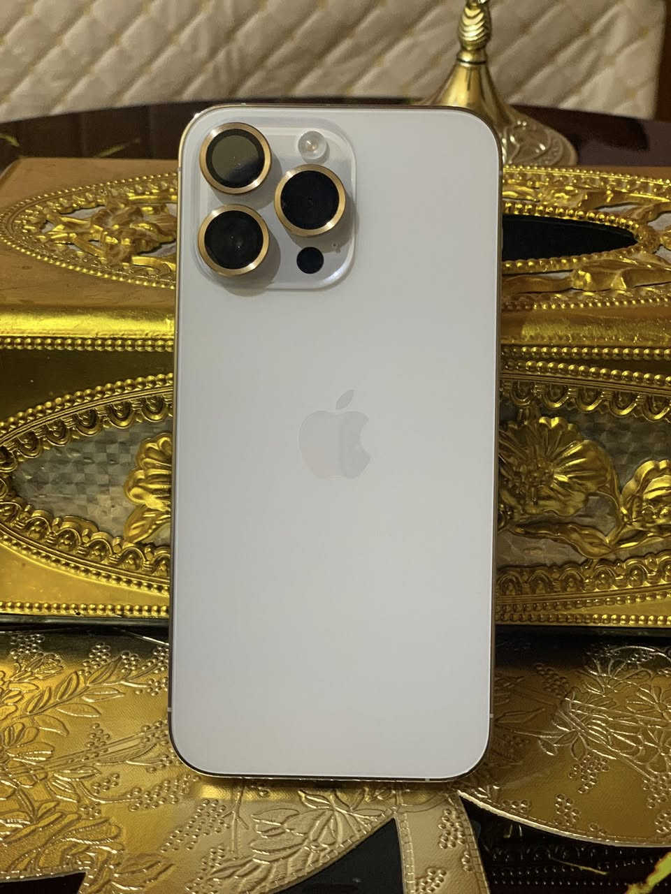 ايفون ( 14 برو ماكس ) جهاز وتر بروف مكفول من كلشي

بطارية : 85 بلادية الاصلية لا مبدلة ولا مروفوعة 
الذاكرة : 256 
نظافة 100% 
نموذج m
شرق اوسط 
لون ابيض 
جهاز حلو سلاسة ولا اروع 
ويا كارتونة وكامل 
السعر 950 الف 
مكان ابو الخصيب الحي العسكري مكلف بالنشر راسل هذه الرقم وتواصل ويا وتساب
***********
