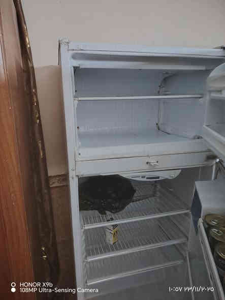 مكلف بنشر 
ثلاجات 2للبيع وحده شغاله وثلج خير من الله 
ولثانيه نقص غاز مكانهن حي العدس ***********
