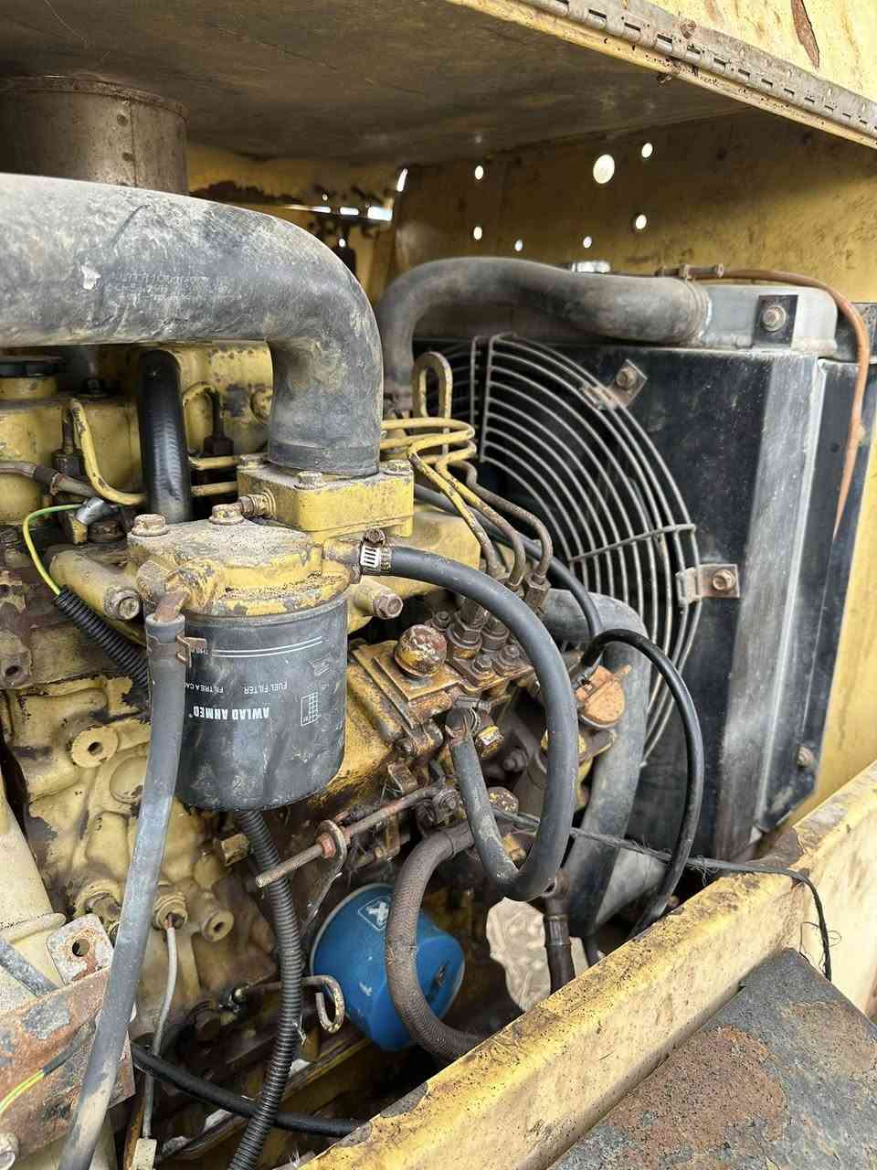 مولد ياباني كابوته ع الشرط شغاله ونظيفه كلش شاصي متنقل السعر 2 مليون و 200  مكاني ديوانيه الحمزة الشرقي  ***********
