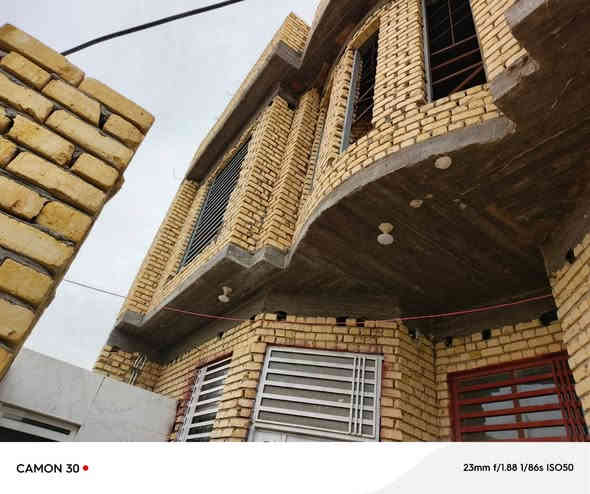 اللهم صل على محمد وآل محمد 

#دار سكن في حي الزهور شارع 30 تجاري 

#المساحة 200 متر طابقين يحتوي على محلات عدد 2

#قرب المدارس 

#تفاصيل البناء
 طابق اول براني ومطبخ وغرفة وصالة وصحيات داخلية وخارجية 
#الطابق الثاني غرفتين وصالة وصحيات 

#السعر 185 مطلوب 67 تسديد شهري 332 وبيد البائع 118 مع المجال 
_________________
نقص تشطيبات 
لشراء  يراجع مكتب الناجح للعقارات الكائن في السماوة 
حي الحكم قرب مرطبات فستقه أو مراسلتنا ع الخاص او الاتصال ع الرقم التالي 
*********** اتصل سريع استاد مصطفى 
*********** بي واتساب 
*********** بي واتساب
 علمأ دوام مكتبنا من 9 صباحأ  ولغاية 10 ليلأ
