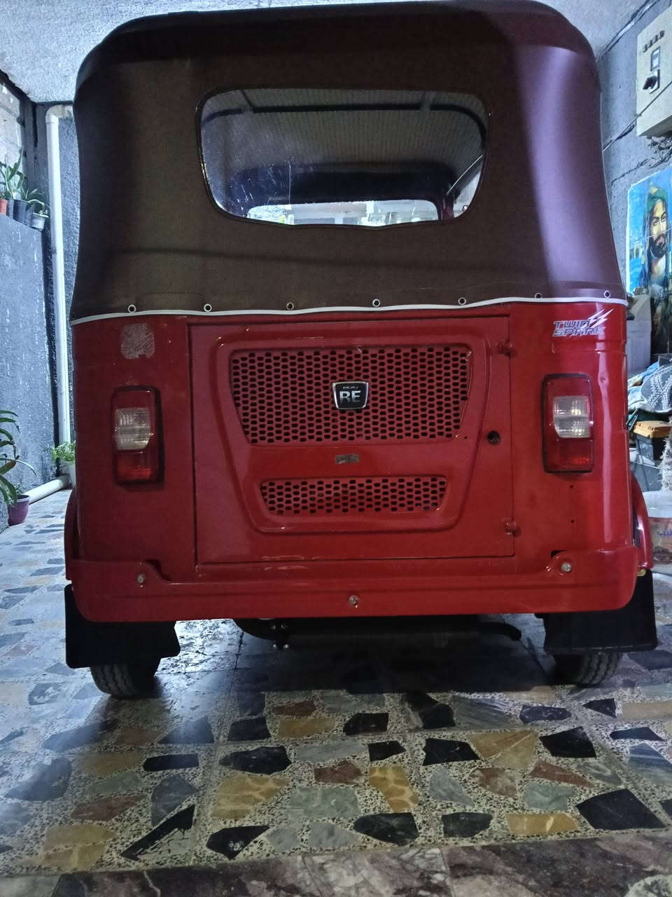 سلام عليكم تكتك للبيع 21 رقم بغدادمابيه لا ضربه لاصبغ.. بس دوس معمره مكينه مفتوحه..
مكفوله من تنقيص وتبخير 
جاهز من كلشي مكاني شعب 
سعر 8400
***********
