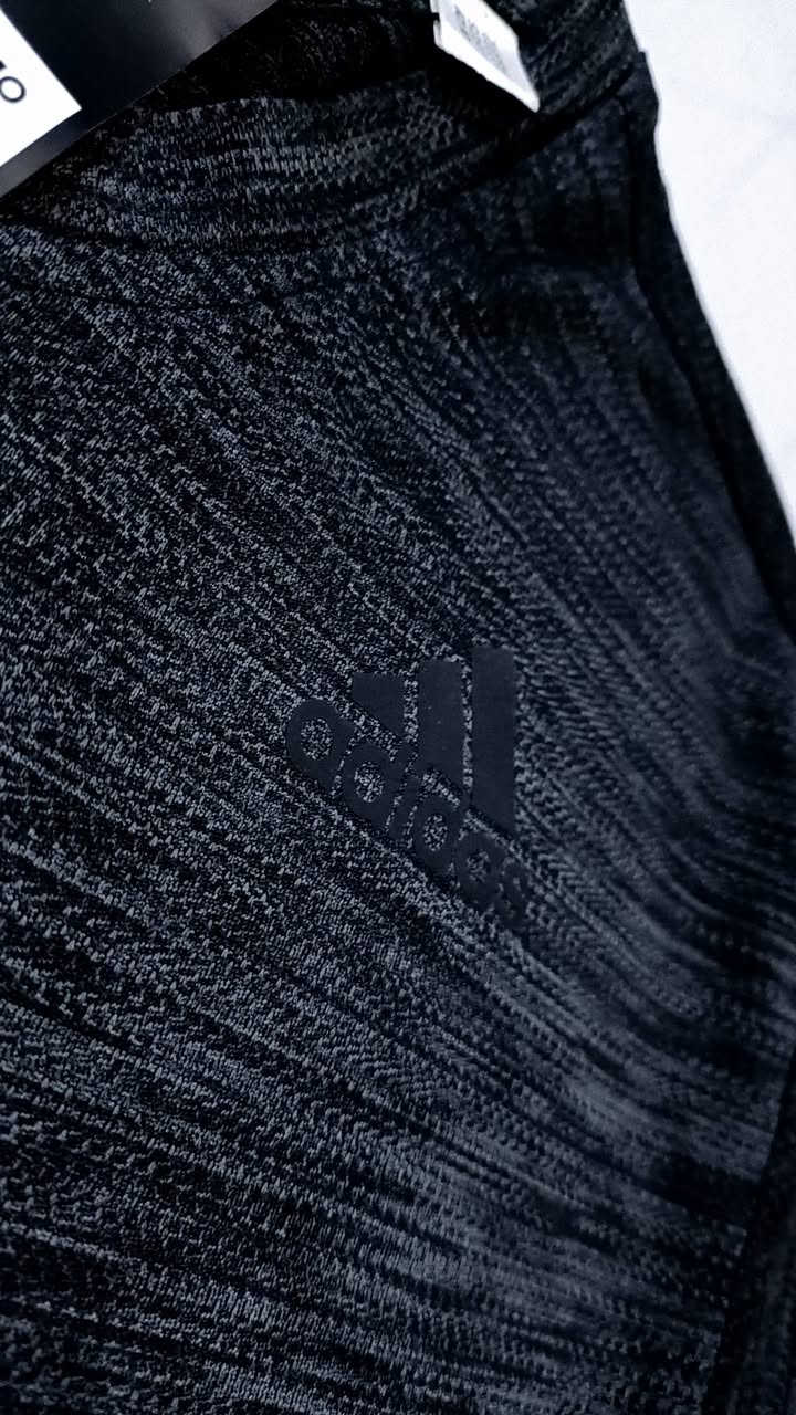 قطعه مملبوسه جدا راقيه مفلتره..


**إذا كنت صاحب هذا الإعلان وتريد حذفه لأي سبب، رجاءا أرسل رسالة إلى الدعم الفني**