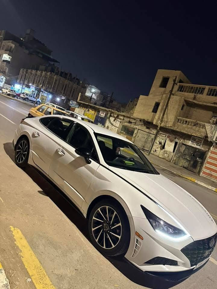 سلام عليكم سوناتا موديل ٢٠٢٠ سيارة فول فول ما عدا بونراما رادارات امامي وخلفي نقط عمياء هيتر كشنات مكينة المرغوبة ١٦٠٠تيربو سيارة جديدة اي نقص مابيه من تايرات باتري صدر امامي وخلفي سيارة الف ما تصرف عليه  بيه صبغ جاملغ وباب وبارد بسيط بغداد, العراق


**إذا كنت صاحب هذا الإعلان وتريد حذفه لأي سبب، رجاءا أرسل رسالة إلى الدعم الفني**
