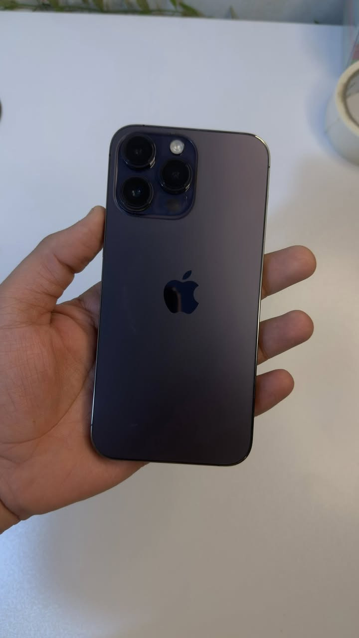 iPhone 14 Pro Max, Purple color, 512GB
storage, Dual SIM.
شباب السلام عليكم شباب الذاكره نص تيرا البطارية 79
الجهاز مفايت صيانه ممفتوح السعر 870الف
مكاني بغداد الغزالية 
 ***********
