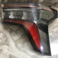 غراض ايكونكس ٢٠٢٥ للبيع ..مع بك لايت ثابت ايمن لايكونكس خلفي عدد اثنان...