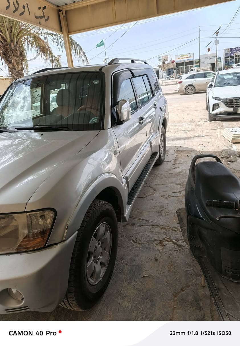 سياره باجيرو عضلات 2003 مصبوغ احزام جماليه تبريد حداديه فول تخم تاير جواها أي ضربة مابيها رقم إنكليزي أربيل السعر 80عنواني النجف الأشرف ***********
