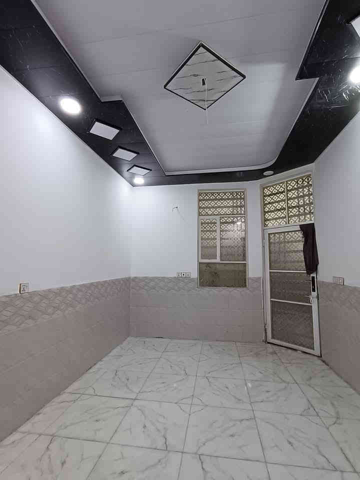 100سلام 🙋‍♂️ #***********
100متر مربعه  بلخط لأول نجف مقابل ملحق قريه لغدير مباشر 

#عرض_جدآجدآ_مناسب_بيت_مساحة_100_متر_مربعه

يعلن_مكتب الفرات_عمود301مباشر 

#بيت_طابو_زراعي_سند25

#سعر_لبيت 💵37مليون_وبيه مجال 

بناء حديث
غير مسكون
بناء ممتاز جدا 

 عنوان لبيت النجف 
#مقابل_ملحق_قرية_الغدير_مباشر 
يحتوي لبيت على+ غرفه نوم +صاله +ستغبال +مطبخ +صحيات بلداخل +وصحيات بلخارج +
#السعر 37وبيه مجال 

يوجد فيديو كامل للبيت
***********وتساب عنوان نجف
