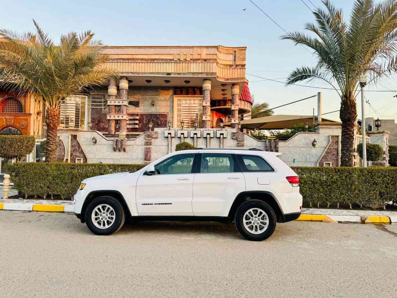 سلام عليكم
جارجر  2020 اصل ب اسمي 

السعر : 210 وبيه مجااال

اتصال : ***********

المواصفات :-  فول من عدا الفتحه 

بصمه 

شاشه كبير 

فور ويل

سماعه ALPiNE

كشن كهرباي 

بصمة ابواب+ صندوق

تبريد قطعتين

كشن حضن بلادي 

مرايات هيتر 

كاميرة دواره

Light Led+ بيلادي زنون

حساسات خلفية 

سياره حادثه جاملغ خلفي اثر حرك مرفوق سونر وصور الاحادث

 

مكان السيارة بغداد
