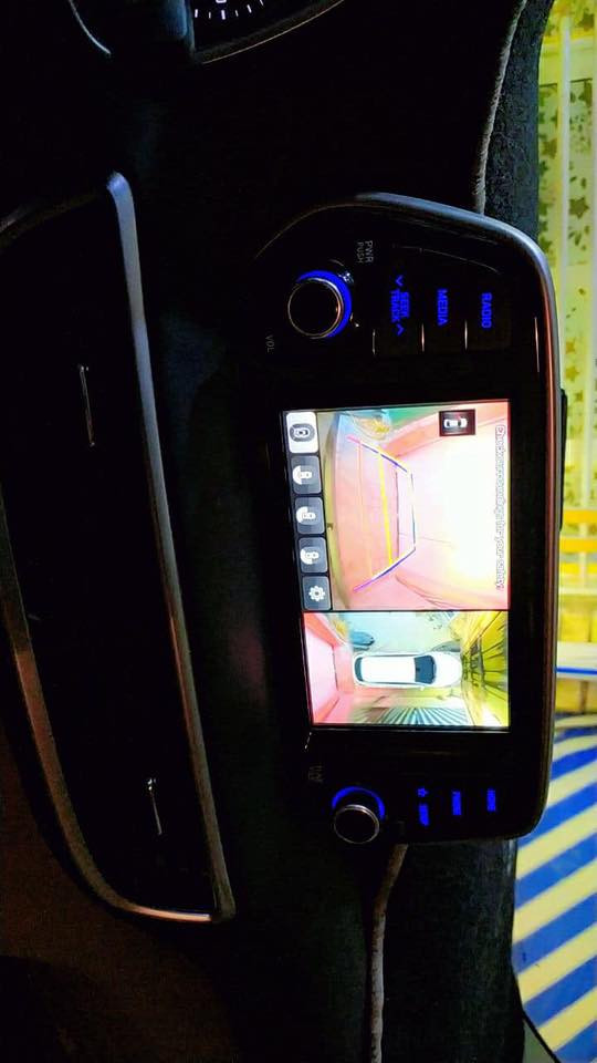 توسان موديل 2021 الشكل  القديم محرك 2400 فول مواصفات ماعدى الفتحة ماشية 29  تبديل البنية والقديم موجود وصبغ جاملغ الايمن حالة جيدة للتواصل على رقم ***********
