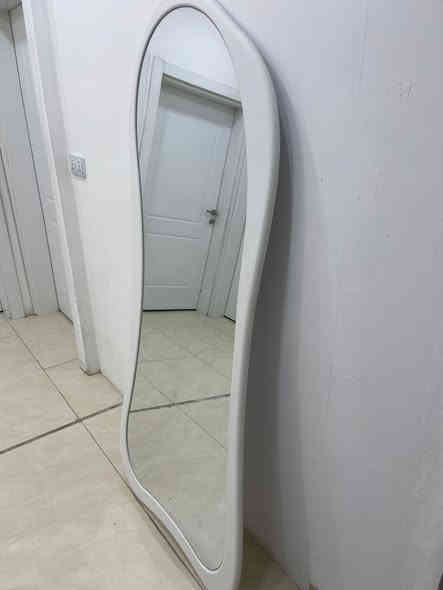 غراض مركز للبيع مستعجل كلهن جدد ونظيفات 

للاستفسار راسلوني او على رقم ***********
