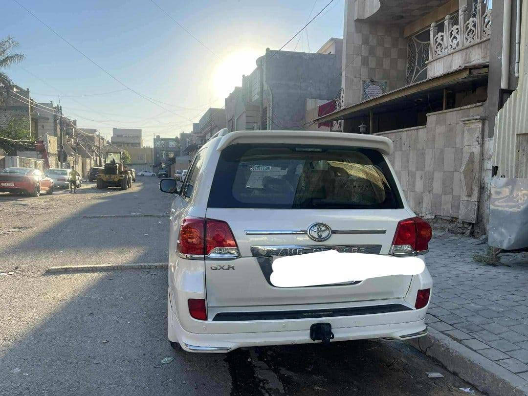 لاندكروز موديل ١٢
ماشيه ٢٥٠ 
نظيفة مال جناي 
سياره نظيفة تجي وشوف بعينك متصرف عليه شي وسونار موجود بصور 
سعر ٣ شدات و٥٠ ورقة 
مكانه بابل 
***********
