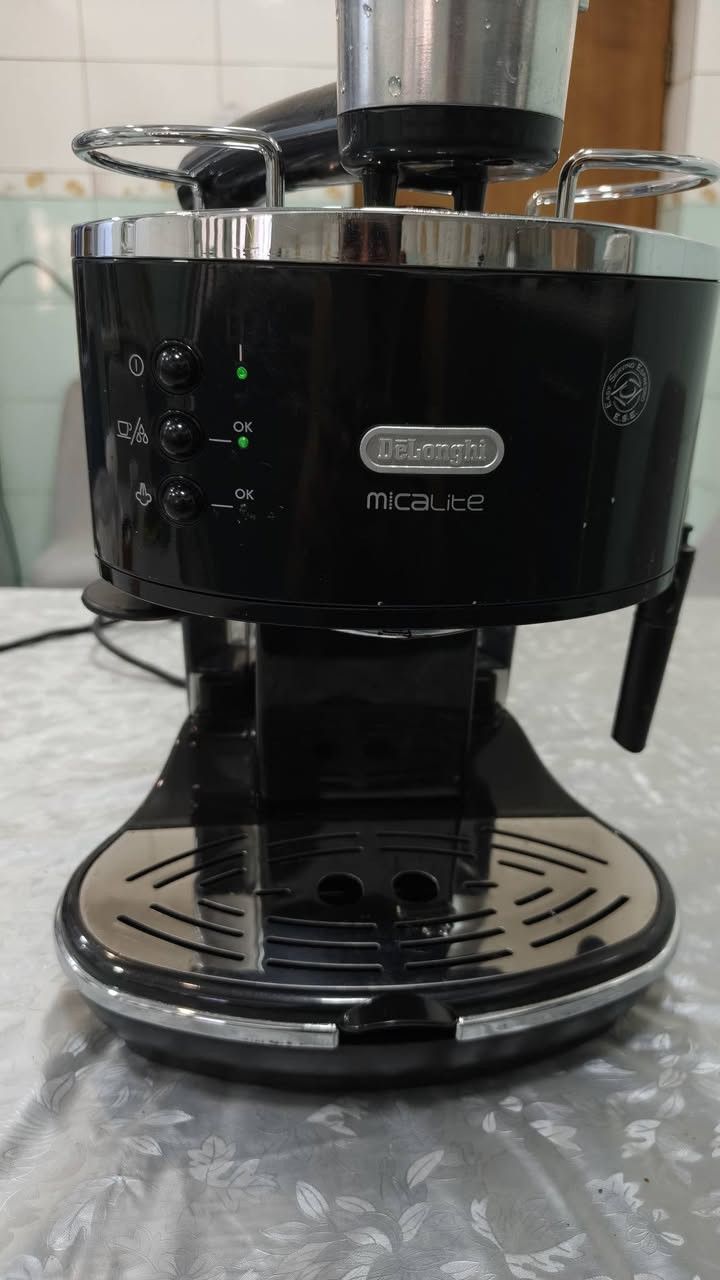 Delonghi
مستخدم نظيفة 
حط سعرك


**إذا كنت صاحب هذا الإعلان وتريد حذفه لأي سبب، رجاءا أرسل رسالة إلى الدعم الفني**