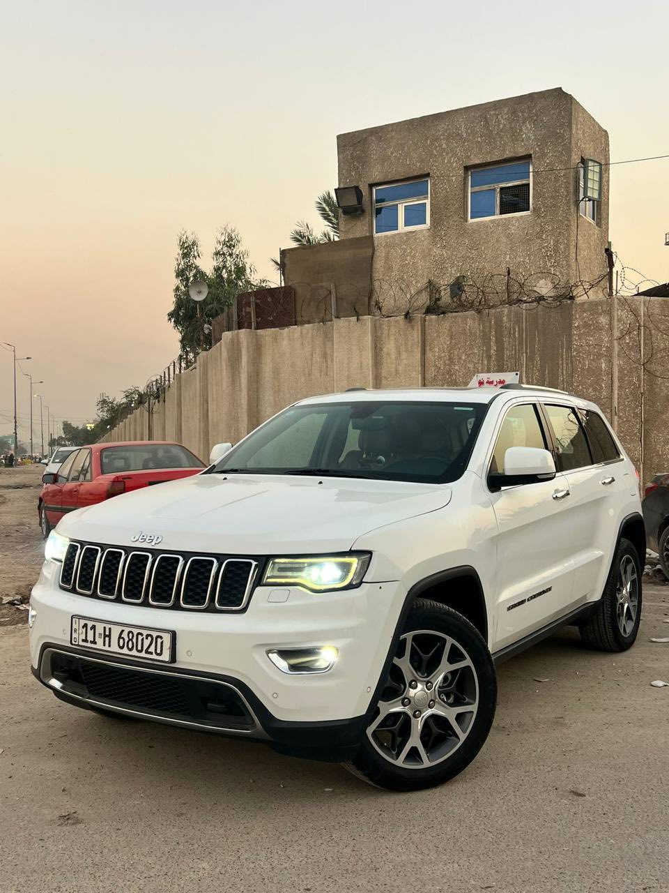 للبيع جيب 2019 لمتد خليجي ✅ 

سعرها ادخل ع رابط https://t.me/carssofiraq/15268

ماشيه 99 الف
 رقم بغداد باسمي 
السياره فول مواصفات 
بانوراما 
3 شاشات 
دمام خلفي وسستم صوت 
كشنات جلد كهرباء 
ستيرن كهرباء 
سياره 
مطلعها ع ايدي من شركة ليث العبيدي 
كتلوكاتها غراضها كلها وياها موجوده 
السياره مكفوله مكينه كير صدر تبريد صيانه كله بالشركه 
بيها صبغ شي بسيط ربع الجاملغ الامامي وشويه من البنيد
مكاني بغداد زيونه 
للاتصال 
***********
.
.
🚗اعرض سيارتك ع اقوى قناة تلكرام للبيع و شراء سيارات ادخل ع رابط 
👇👇
https://t.me/carssofiraq
