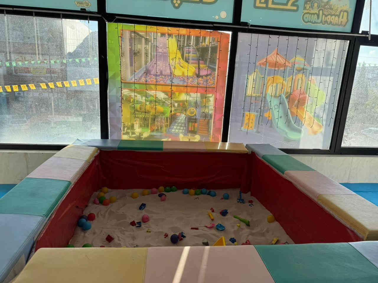 هۆڵێ یاری منداڵانی کامل بۆ فرۆشتن 
سەرجەم پێویستیەکانی هۆڵێکی تێدایە یاریرکان زۆر پاکو تازەن زۆر کەم بە کار هاتون 

نرخی ٧٥ گەڵایە 

سلێمانی

***********
