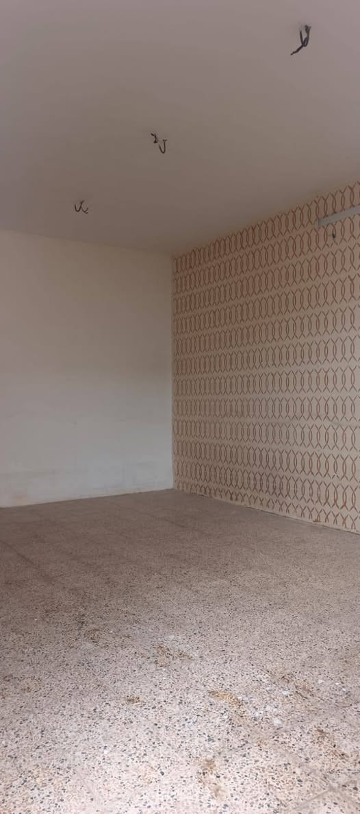 بيت للايجار حي سومر 112
بيت للايجار 160 متر حي سومر 112 قرب موقف الكيات

يتكون من غرفتين نوم وهول واستقبال ومطبخ ومشتملات البيت فوك شقه  

سعر الايجار 200 قفل 

***********
