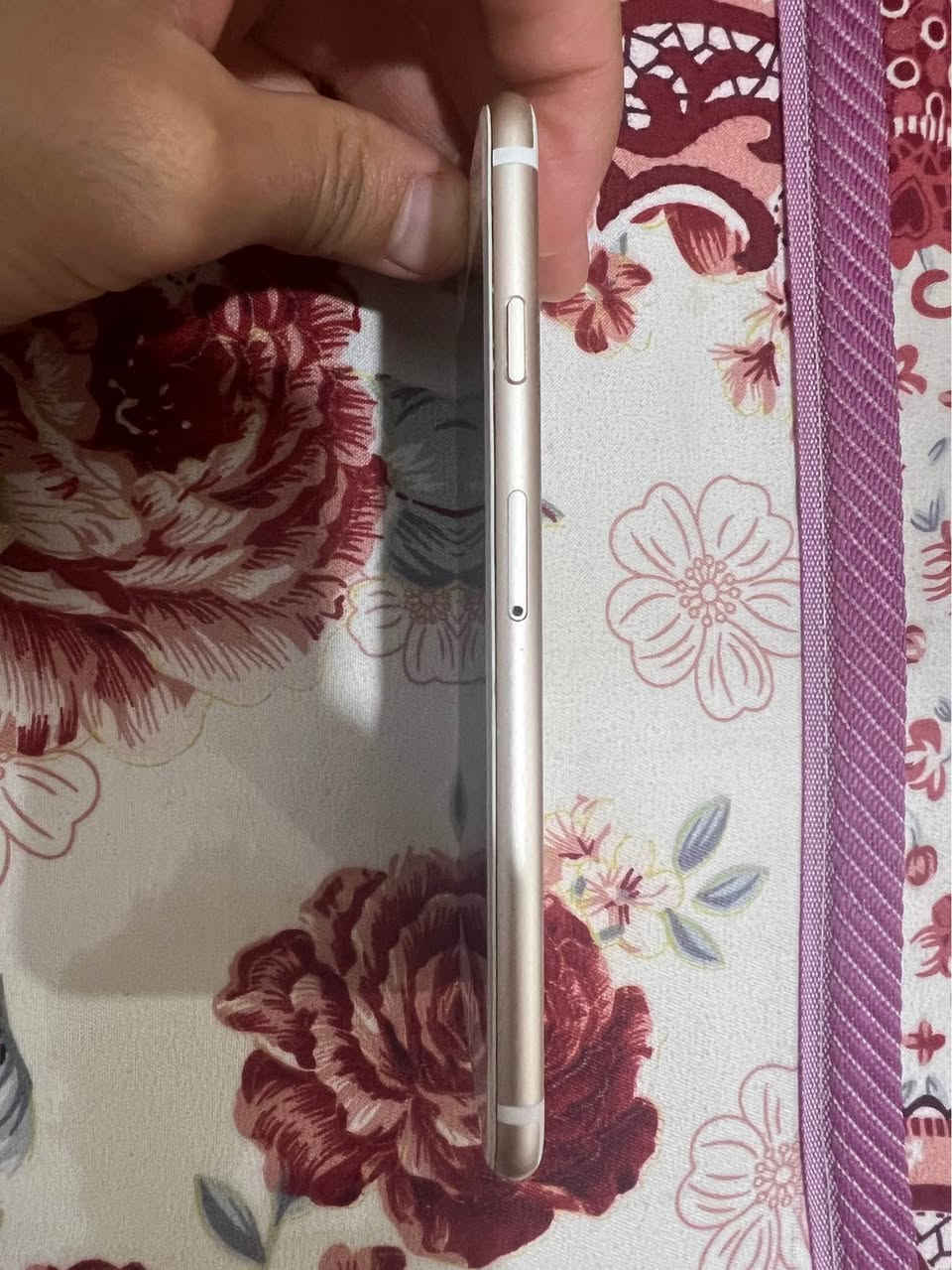 السلام عليكم ايفون ٦ عادي ذاكرة ١٢٨ شغال مبدل فقط بطارية او بي ضربه بزاويه الشاشة ماماثر على الاستخدام السعر ٨٥ الف او بي مجال العنوان بغداد شالجية للتواصل خاص بغداد, العراق


**إذا كنت صاحب هذا الإعلان وتريد حذفه لأي سبب، رجاءا أرسل رسالة إلى الدعم الفني**