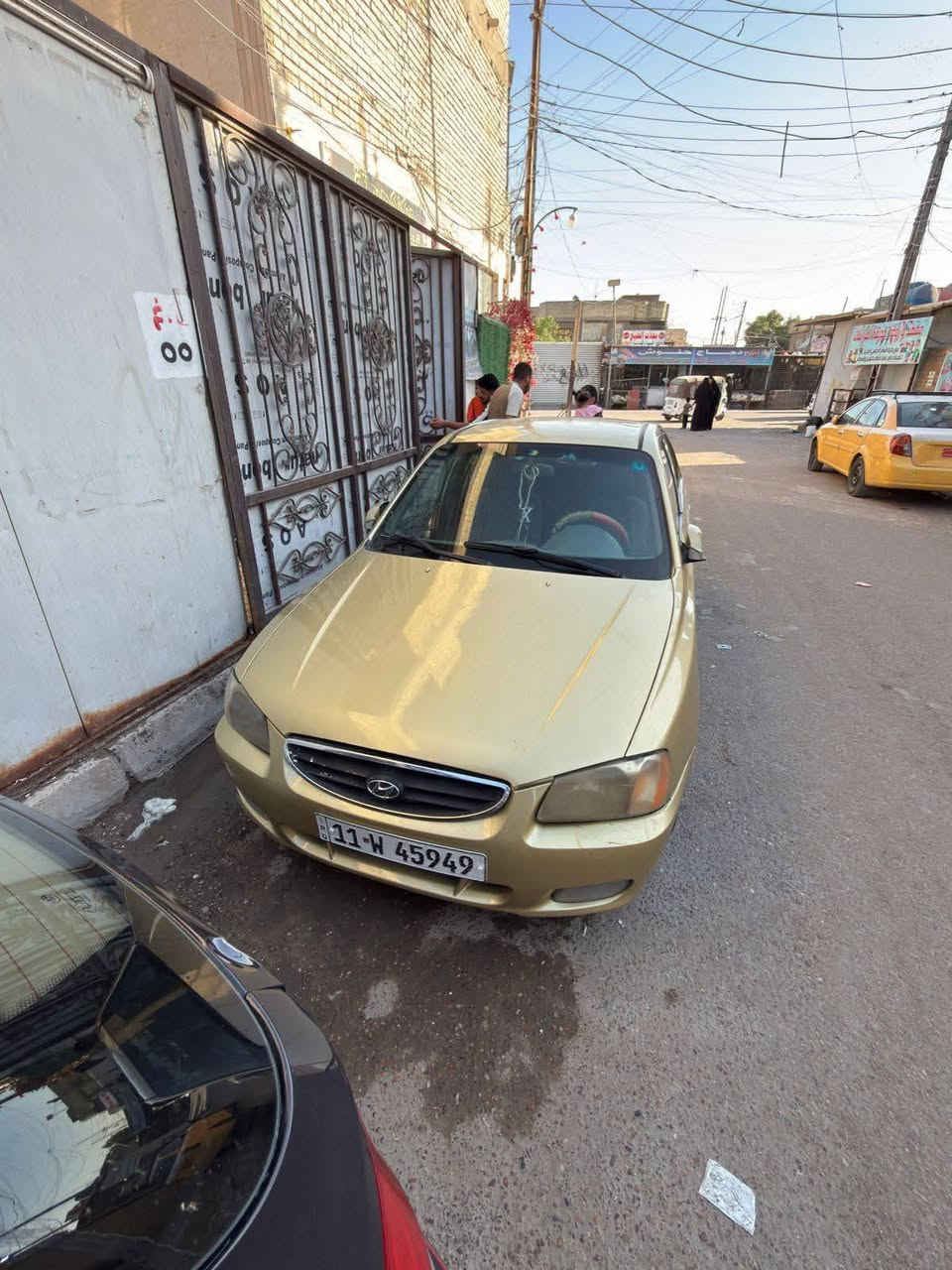 #اكسنت موديل 2000 للبيع 

السياره مصبوغه عام كهربائيات كلها شغاله كير محرك خير من الله سياره اوتماتيك محرك 1400 
باسمي مكاني بغداد الكماليه السياره ينقصها بس الصدر شويه تعبان السعر (50) رقم الهاتف ***********
