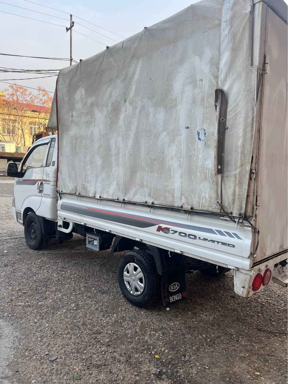 كيا 2014  مكينه 2700 مرغوب نيف ده رگه صبغ منفيست اصلي غرامه شرته محرك وگير شرتن سعر 7700$ مجال تلفون *********** زاخو, دهوك
