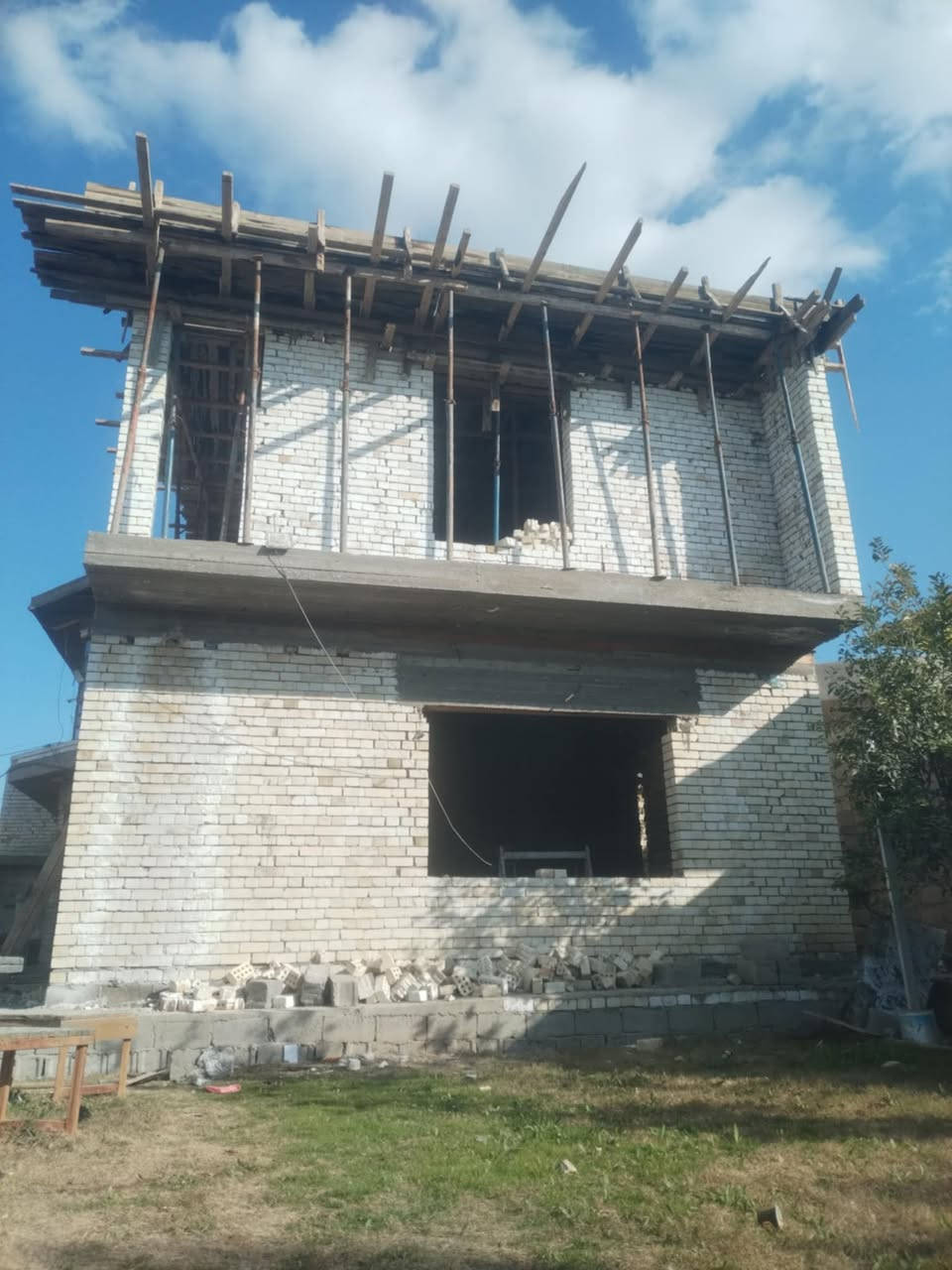 سلام عليكم نجار قالب موجود نشتغل بغداد الدوره البوعيثه عرب جبور الهواشه مزارع بيوت سيجات نشتغل بهورجب بكل مكان رقمي ***********وبي وتساب
