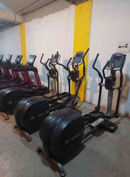 اوبتكال مستعمل عدد 3 للبيع. متوفر نقل للمحافظات
للاتصال :  ***********
واتس اب:  ***********    
🎯انستغرام: https://instagram.com/himan5841?igshid=8aqowv3kui7h
🎯كروب واتس اب :
https://chat.whatsapp.com/CenxUvMXIhA5TvYffMsdz0
