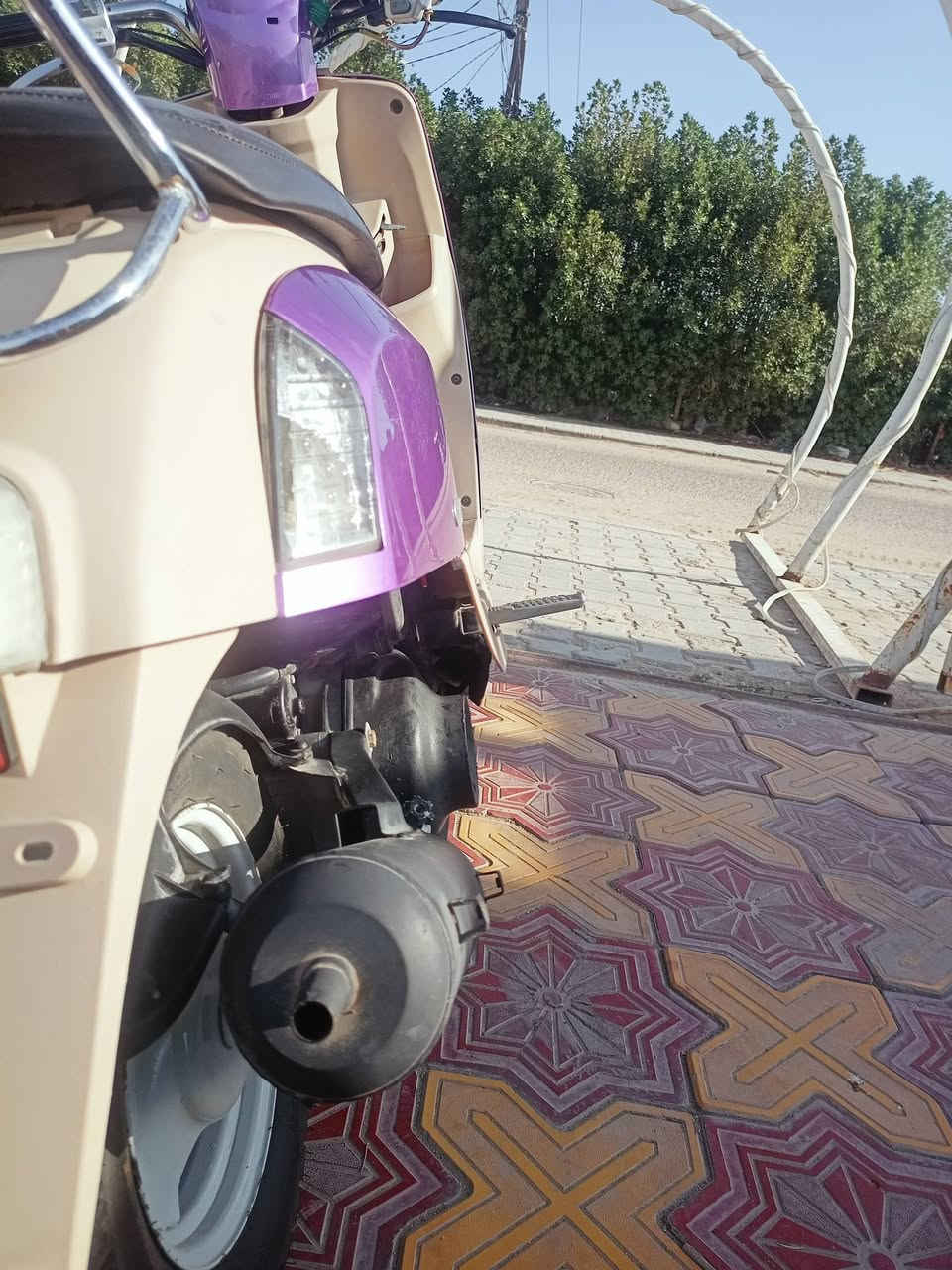 سلام عليكم من رخصت مدير الكروب درجة بوليس للبيع رجعانن الا مو ششراي لا يخابر دراجه نضيفه الله شاهد تجي وتفحص بيدك سعر 700بيها مجال تواصل ‏‪‪***********‬‬‏
