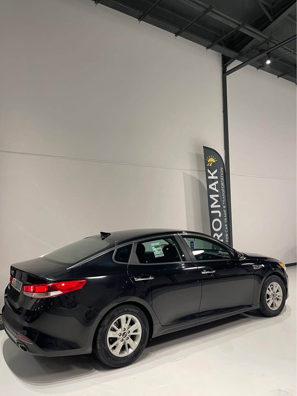 کیا ئۆپتیمای ٢٠١٧ مواصفات FE
سەیارەکە زۆر تازەو جوانە ڕەقەم سلێمانیە 
یەک پارچەو پەڵەیەکی بۆیاخە( چاملوخی پێشەوەی سەکن-پەڵەیەک چاملەخی دواوەی سەکن بەبێ ناو گرتن ) 
سەیارەکە یەک دینار مەسروفی نیە -٩٥،٠٠٠ میل ڕۆشتووە
ئێرباگی تەقیوەو سستم کراوەتەوە - شوێن سلێمانی 

0770 105 7573
0750 182 3236

کیا اوبتیما مودیل ٢٠١٧ مواصفات FE
قطع و نص صبوغ ( جاملخ امامی سکن )صبوغ
ارباک طآک یرجع سستک بلادی - سیارە رقم سلیمانیة
مابی دینار نواقص - کیر مکینە تحول غرامات بشرط 
مکان سیارەة سلیمانیە 

0770 105 7573
0750 182 3236 السليمانية, العراق
