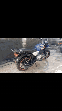 سلام عليكم دراجه بوكسر مديل2020محرك مجفت شركه لا تبخير لا تنقيص شلعه ومعدل تجي أجربها وتفحصها يمي او اذا تحب توديها الفيتر محركها يخبل كهربائيات كامله سلف هندر بيها ضوه زنون عالي ناصي بس نقصها اشاير وقبغ تانكي ما ينقفل +القبغ مال زنجيل عندي كامل ونضيف الدراجه أوراقها ضايعه اكفلك سرقه وعشاير واسويلك مكاتبه سعره750 الف وبيها مجال بصيط مكاني بغداد الزعفرانية 
***********
