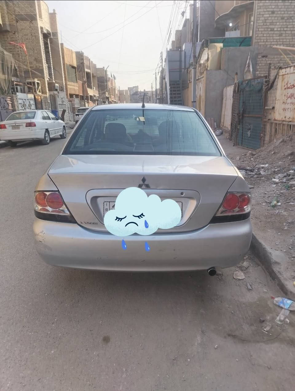 السلام عليكم ورحمة الله وبركاتة
عندي سيارة لانسر بومة 2011 للبيع
 محرك تبريد وصدر مكفول
شاشه وكاميرا خلفية 
وسونرها وياها
منظومة غاز كاملة
مكاني بغداد الشعب
رقمي ***********
السعر 88
رقم بغداد 
السياره بأسمي
