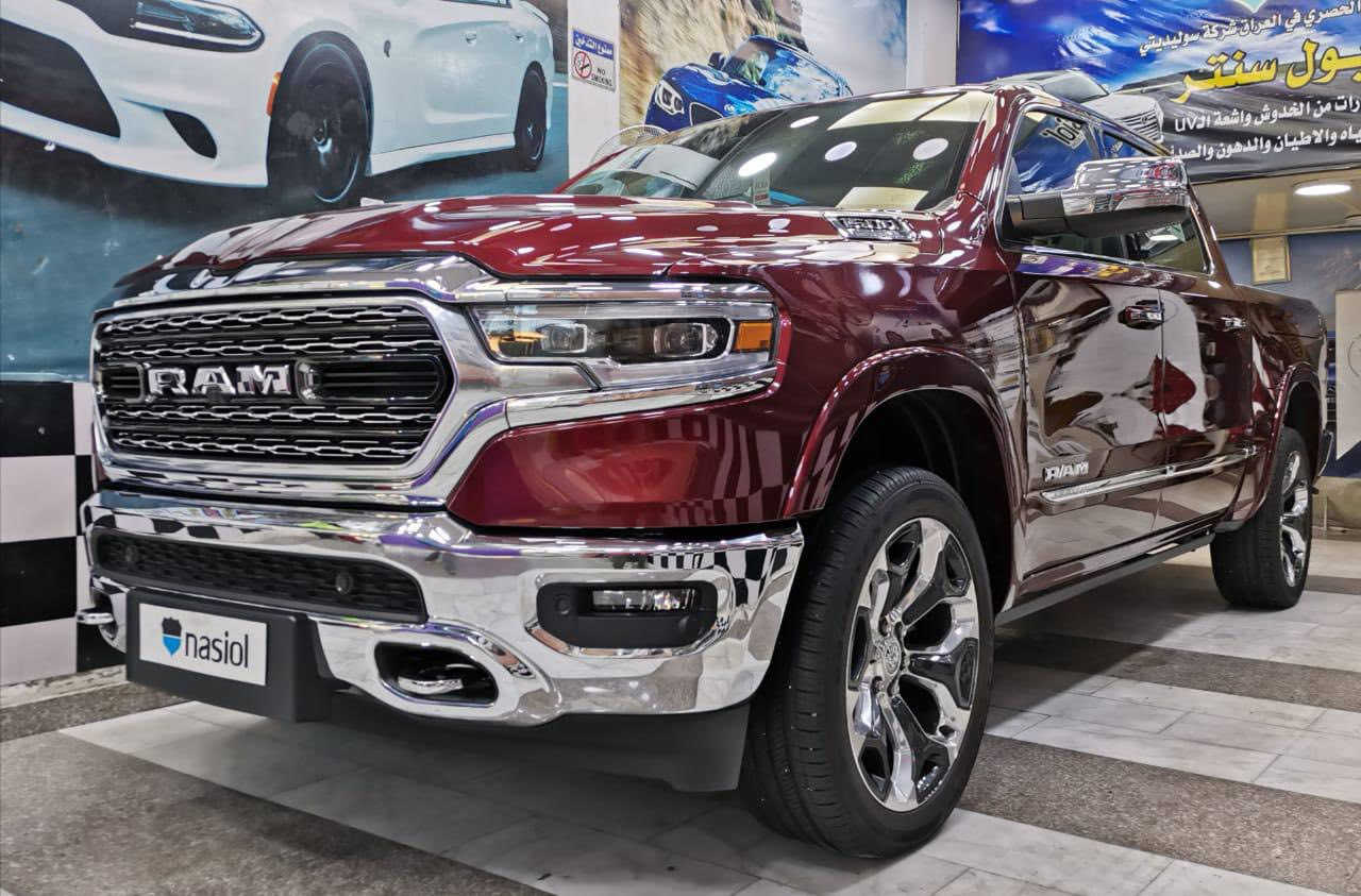 السلام عليكم
رام ليمتد ٢٠٢٠ وكاله ليث العبيدي معروفه موصفات اليمتد السيارة بحالة ممتازة ماشيه ٥١،٠٠٠ كيلو مشتريه من الوكاله مباشره السيارة عليه اضافات الي يعرف بيهم يعرف قيمتهم 
كزوز كامل بورلا تورنك 
شوته رياضيه afe 
قاصه اصليه برمز سري 
سبايدر خلفي 
اضافات داخليه متنوعه هوايه 
والسيارة مغلقه ppf  بالكامل 
مع العلم الملحقات الاصليه موجوده ويه السيارة 
السعر ٤٤،٠٠٠$ نهائي 
للاستفسار *********** وغير متواجد على الفيس بوم
