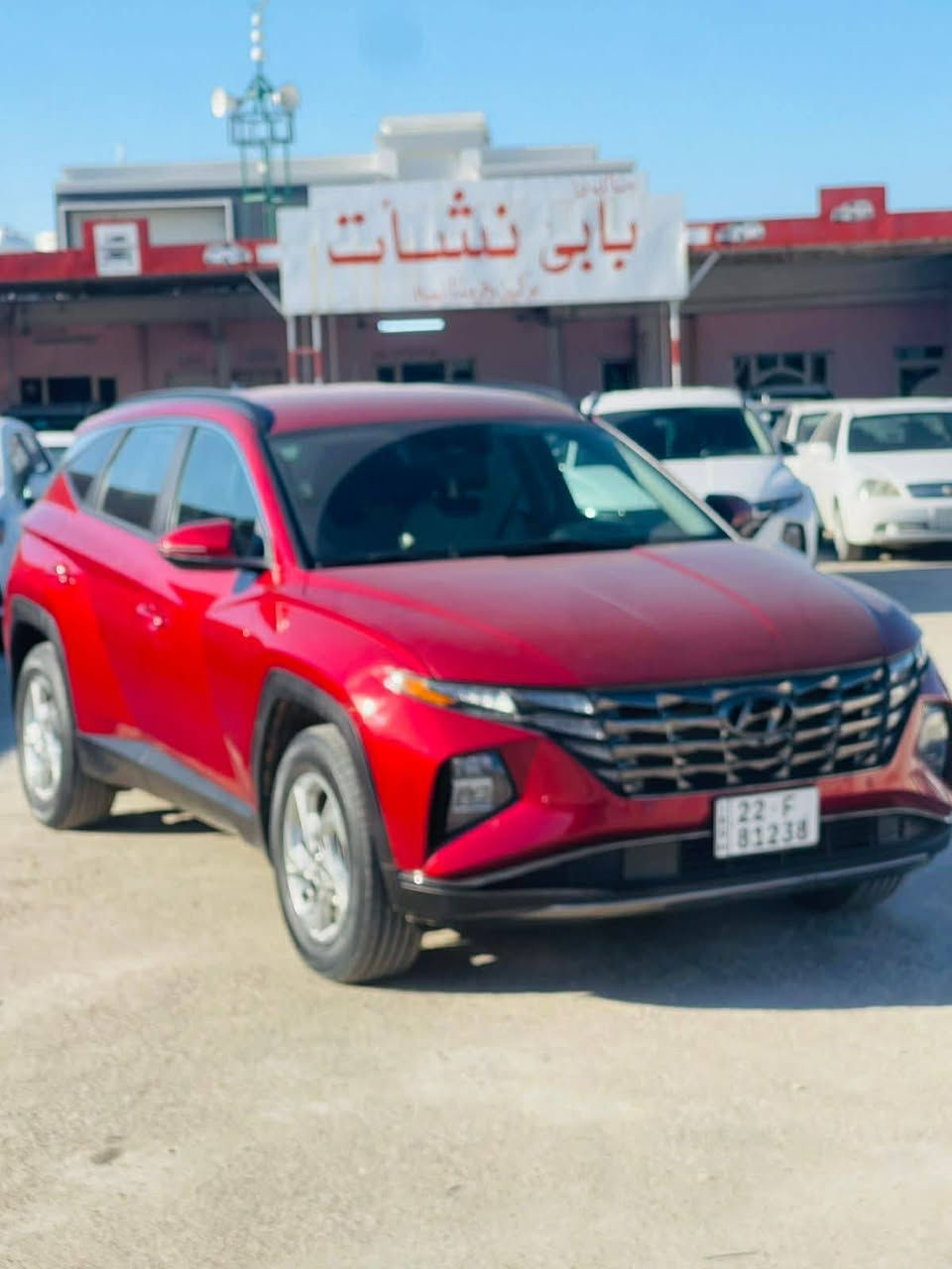 مكلف بالنشر للتفاصيل اتصل صاحب السيارة رقم ***********
هونداي توسان 2022 وارد امريكي 
3 قطع صبغ بدون دواخل او رباك بجم كبس موصفات فول بدون بنراما كشن تدفية  بصمة كامرة دوارة شاسة رادار  رقم سنوية جديد مكان سيارة موصل تحويل مباشر  السعر 195 وبيها مجال موصل, نينوى
