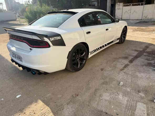 جارجر البيع اومراوس 2015
بجم كبس بدون ايرباك 3600
صدر تخم تاير كله جديد 
سياره جاهزه حادثها دوس
بيها صبغ 3قطع سعر 166وبيهامجال
بغداد الدوره *********** بغداد
