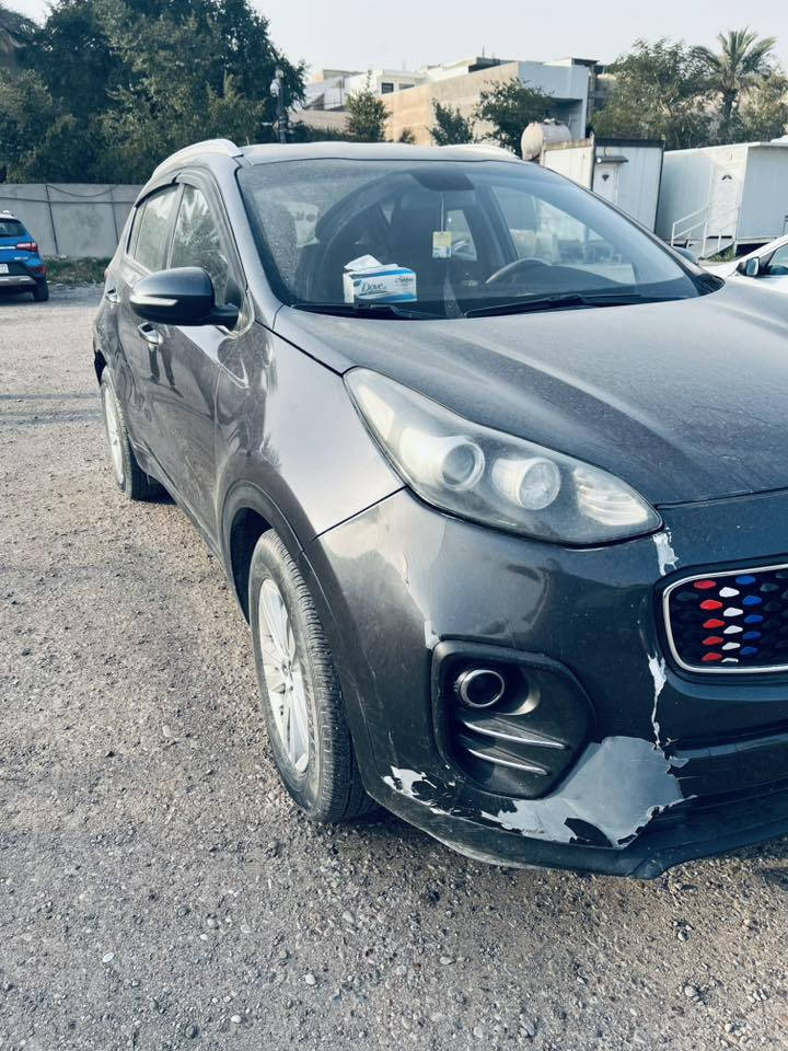 للبيع كيا سبورتج خليجي موديل 2017رقم اربيل تحويل ثاني كير مكينه كفاله مكينه 2000دوش  ابيع عل حطته سعره 155$ بيه مجال قليل لشراي مكاني بغداد / جميلة اتصال *********** غير متواجد عل فيس
