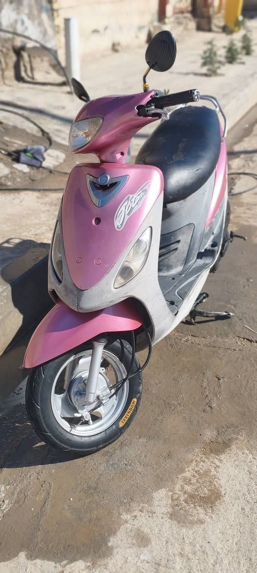 السلام عليكم شباب دراجه ماكس منغولي نضيفه مكان ناصريه غراف شراي بيك خير ودلل سعر خاص  او اتصال ***********
