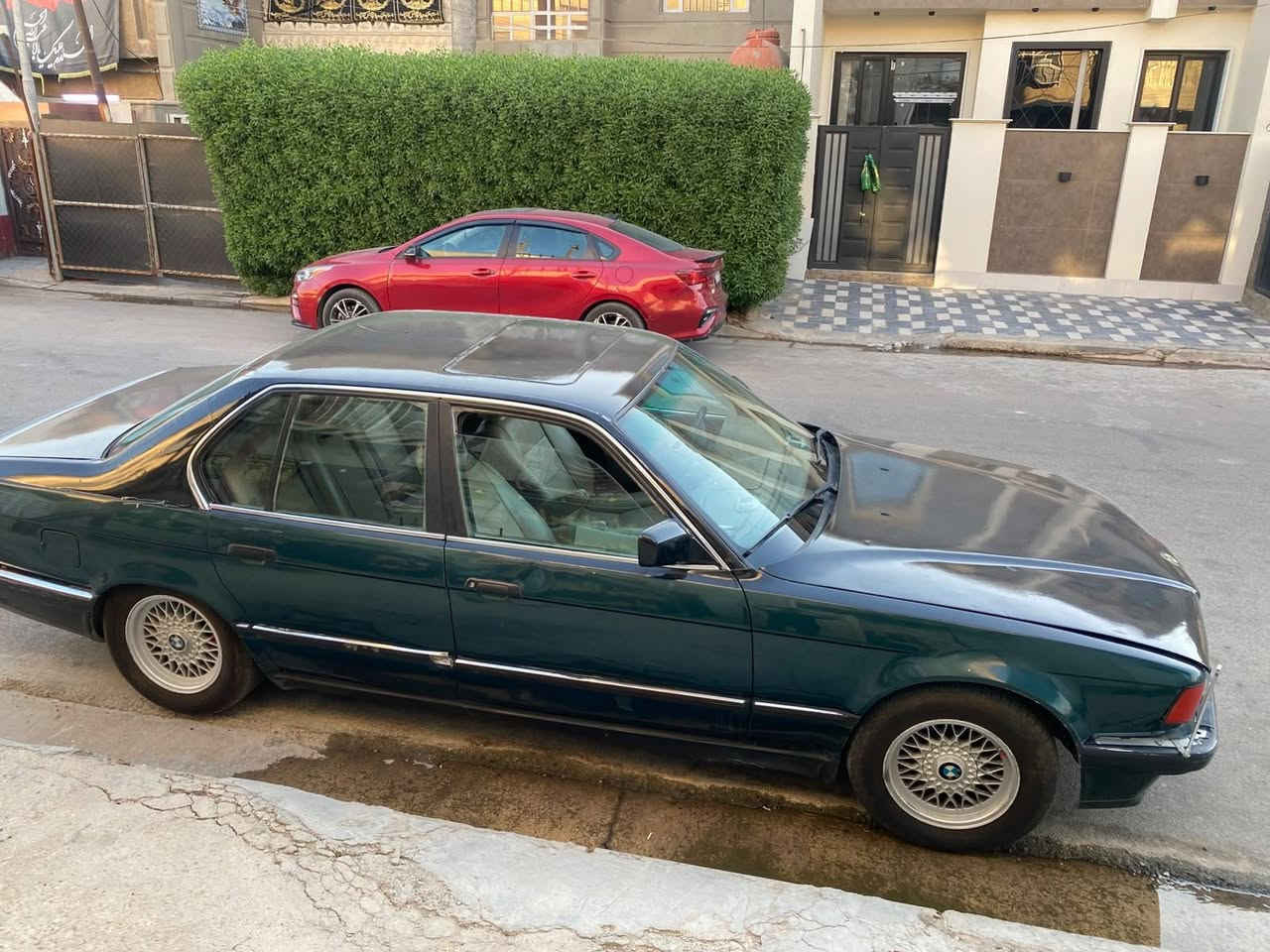 السعر 35$
رقم موبايل ***********
مكينه و كير و كهربائيات كفاله
الصدر بحاله جيده 
 و سلايد روف شغال
 تخم تاير جديد 
لايت زنون
 داخل جلد عسلي
 الجام كهربائي 
صاحب السياره من سكنة الموصل
