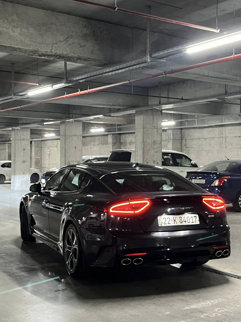 مرحباً، سيارة كيا(kia stenger) ستينجر معروضة للبيع.

بدون طلاء.
سنة  2021.

الميزات: مقاعد جلدية، قطعت مسافة 109,187 ميلاً.
أوتوماتيك.

السيارة مزودة بمحرك رباعي سلندر  2.0 لتر. (خليجي).
Kia stenger .
Model 2021 .
Gt-line  .
                     0751 244 5518 📞
                                   180$ مجال.
