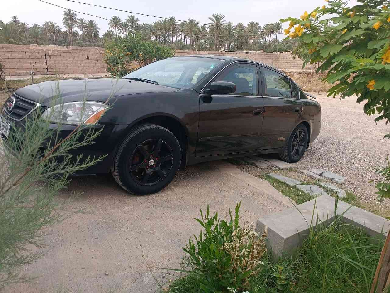 سلام عليكم اولتيما 2005 صبغ عام جماليه سياره جديده من دواخل من محرك من كير كهربائيات كله جديد كلوب نقص مابي ويل كب رقم الماني بسمي نقص بس غاز تبريد سعره 68 وبي مجال ***********
