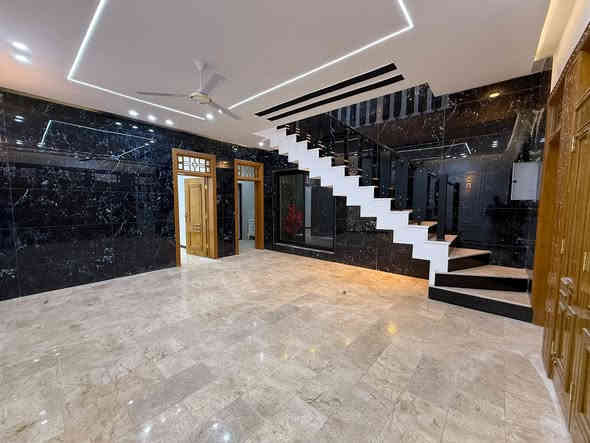 دار ١٦٠ متر للبيع النجف حي الجامعة مقابل المستوصف 

السعر ٤٨٠ مع المجال 

مراجعة مكتب ابو فضل للعقار حي الجامعة شارع سلام جامعه قرب مجمع باقر مول

***********

***********
