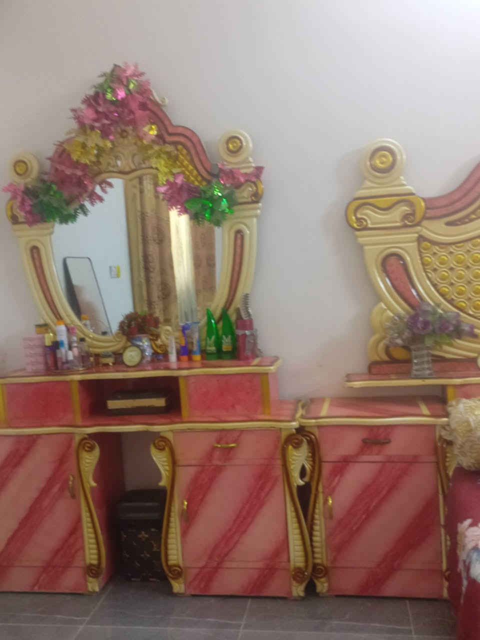 للبيع
غرفة اخشاب عراقية ٧ قطع السعر ٣٥٠ وبيها مجال العنوان بغداد الرصافة حي السفير


**إذا كنت صاحب هذا الإعلان وتريد حذفه لأي سبب، رجاءا أرسل رسالة إلى الدعم الفني**