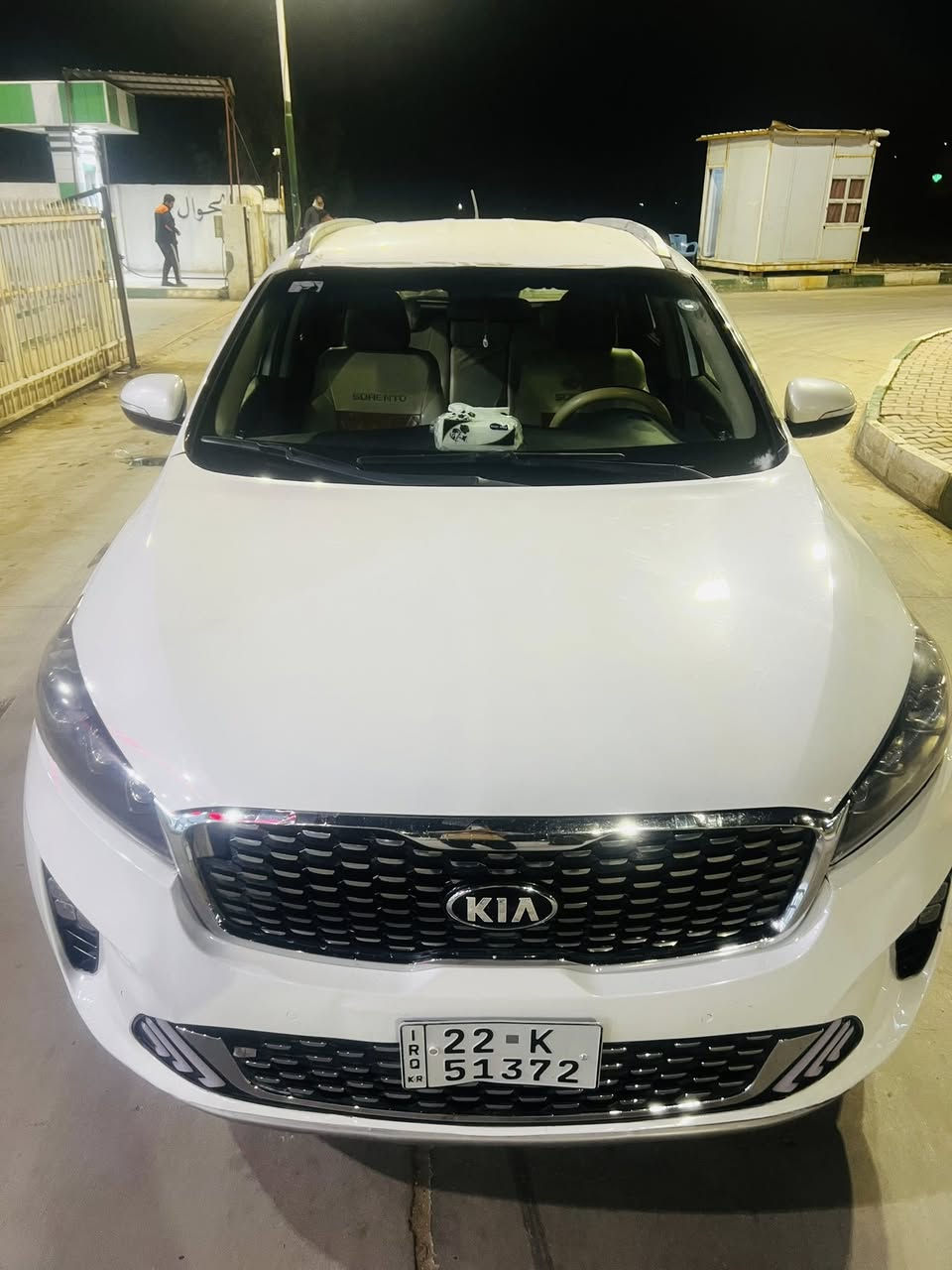 السلام عليكم (مكلف بالنشر )كيا سورنتو 2020 بنيد امبدل وجاملغ وباب السايق بيه رشه صبغ خفيفه كير ومكينه مكفولات رقم اربيل بسمي 6سلندر جلد كرسين كهرباء صندوق ذكي كامره خلفيه وبقيه الموصفات المعروفه مكان السياره بابل ناحيه الطليعه 
السعر 190وبيها مجال رقم صاحب السياره 

0781 866 9920
