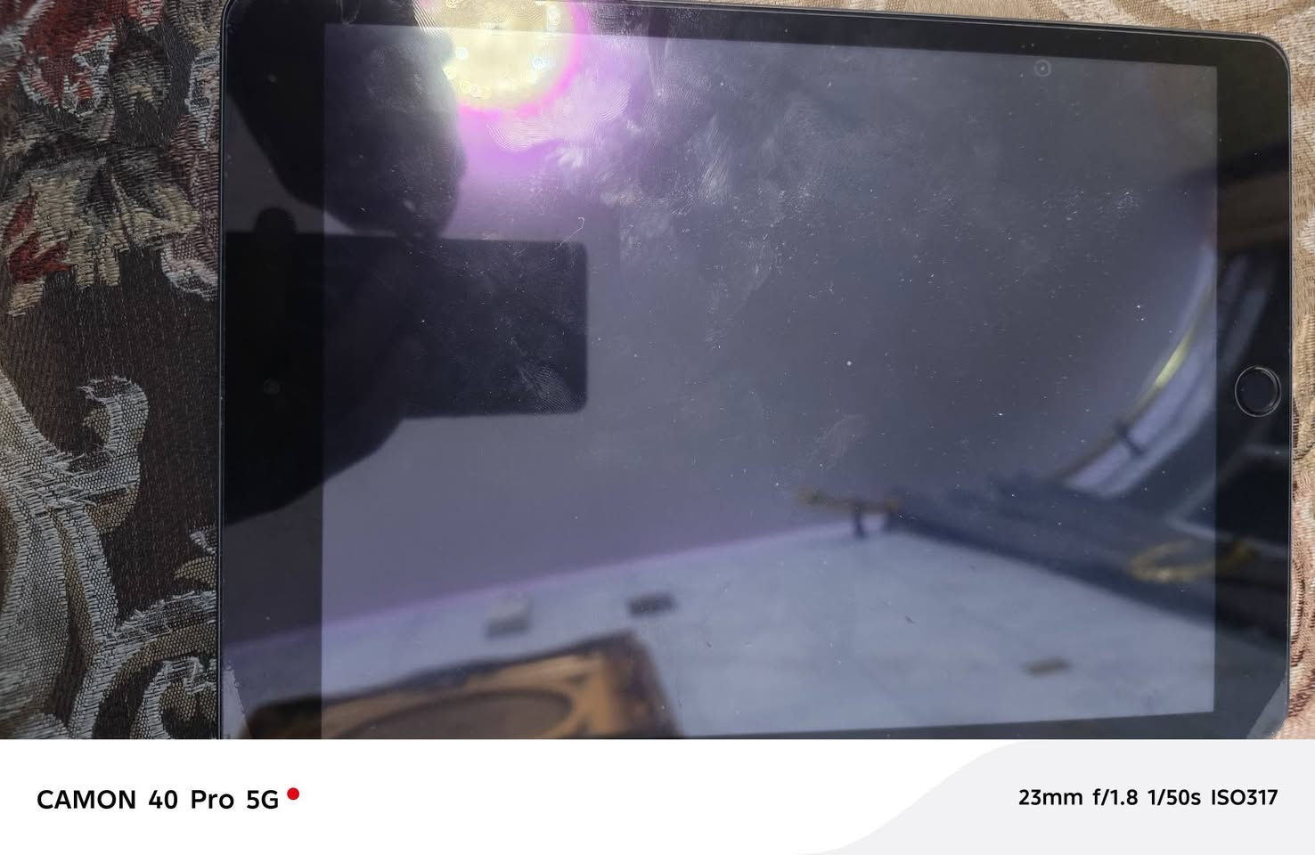 ايباد 9 ذاكره 64 محدث آخر إصدار ios 26.2 تراب داخلي بل شاشه يشغل 60 فريم بي خلل بل إيسي السعر ب 225 ألف و بي مجال قليل الرقم ***********
