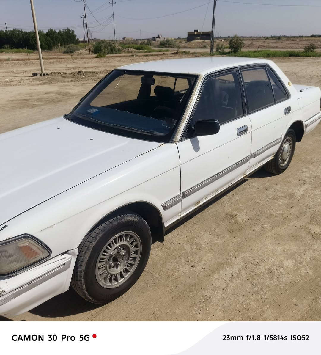 السلام عليكم 
سيدان موديل 90 أيسر بلاد مكينة وگير 2500 ديلكو
تخم تاير السيارة بأسمي سنوية لل28 
السعر 42 وبيها مجال المكان الناصرية 
*********** متواجد واتساب
