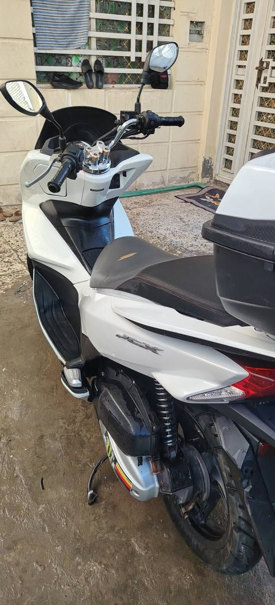 السلام عليكم PCX جيل ثاني مكفوله سعر ١٧٠٠ مدينة الصدر ***********
