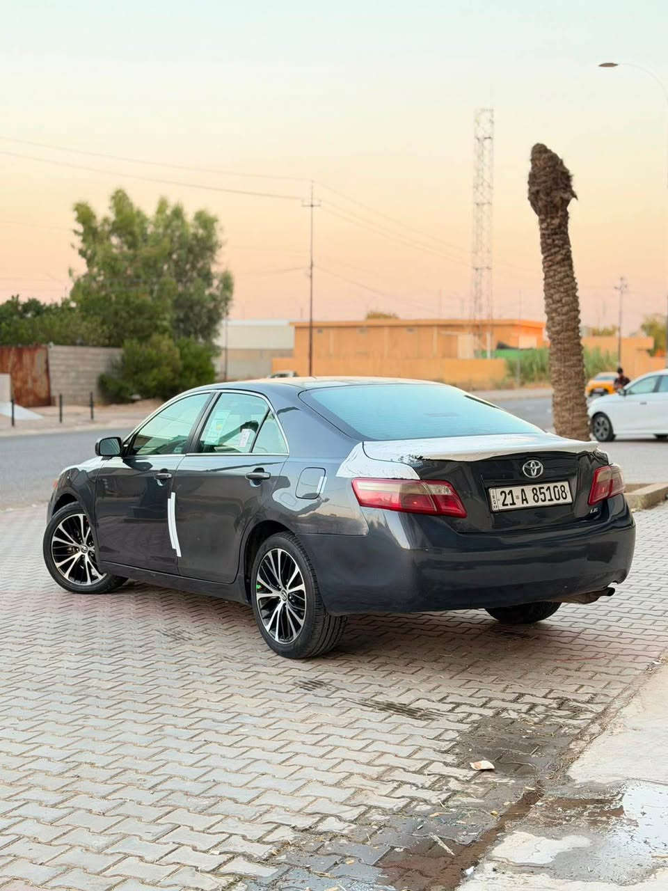 سلام علايكم 
كامري موديل 2009
تحكمات استير تحديد سورعه  داخل اصفر 

رقم جديد دولي سنويه جديد هزه جديد  
شرط تحويل و كاله 

كير محرك بشرط لا صوت لا صرف لا بخار
سيار احل من صور

سياره بي قطعتين و نض ضبغ بجم كبس 

سعره 86$ 
*********** كركوك, العراق
