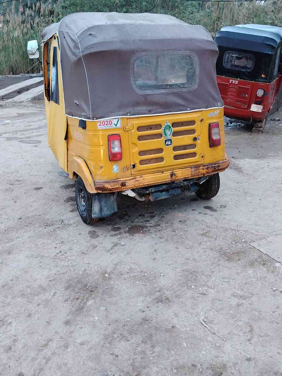 السلام عليكم
تكتك موديل عشرين أوراق للبيع الشراي يتفضل خاص


**إذا كنت صاحب هذا الإعلان وتريد حذفه لأي سبب، رجاءا أرسل رسالة إلى الدعم الفني**